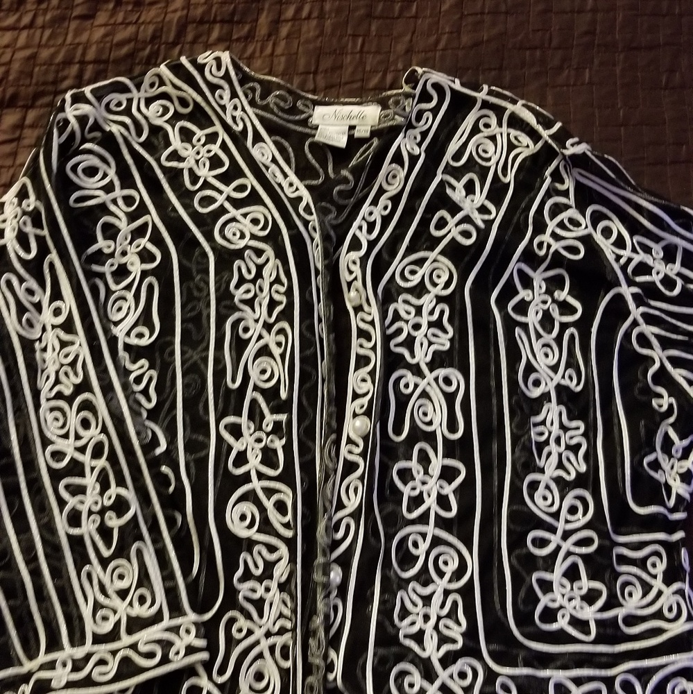 Embroided sheer Top